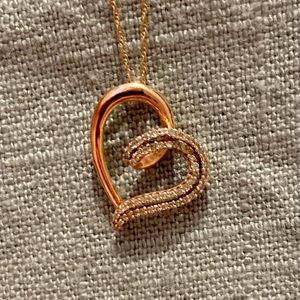 Kay’s rose gold and diamond heart pendant necklace